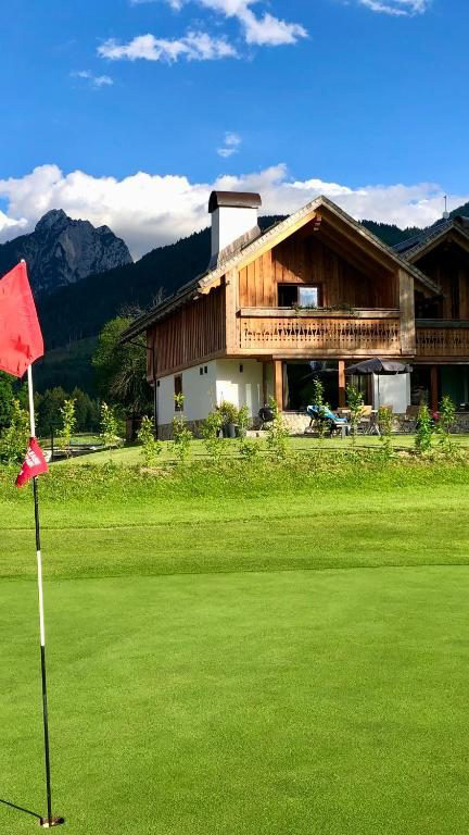 Golf chalet